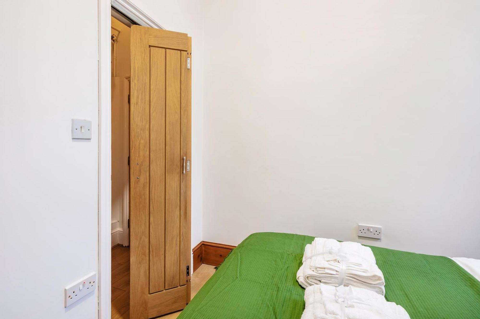 2 Bedroom In Center Of London Bagian luar foto